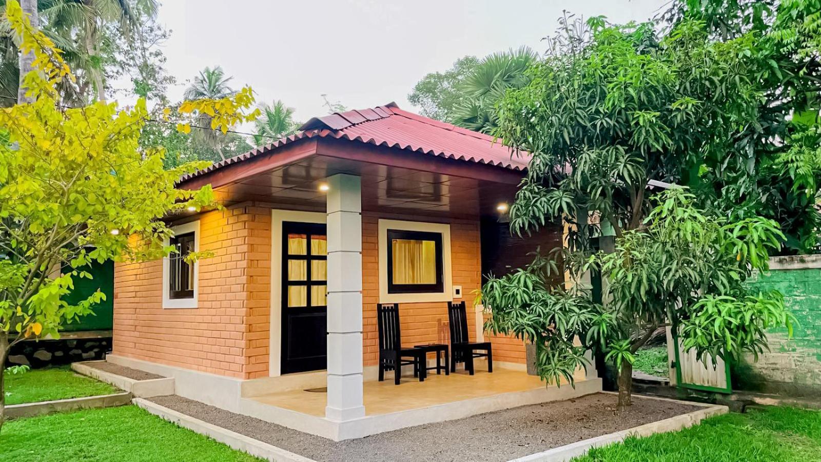 Katunayaka Airport Eco Cottage מראה חיצוני תמונה
