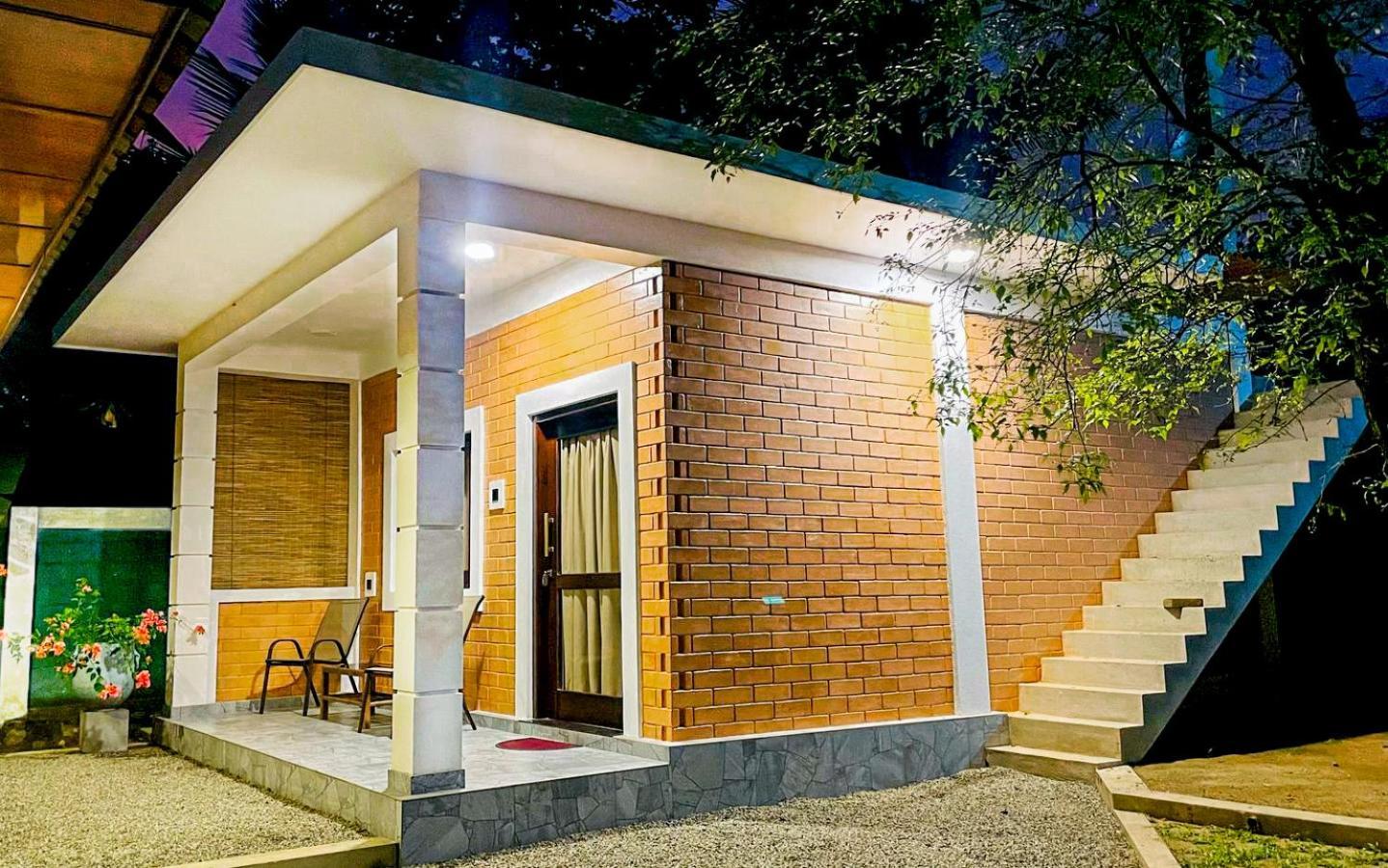 Katunayaka Airport Eco Cottage מראה חיצוני תמונה